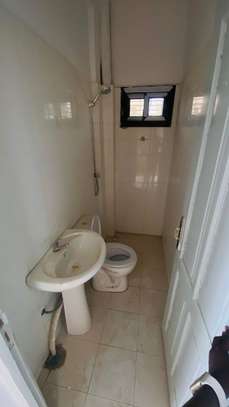 VILLA F4 image 9