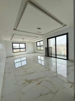 Location appartements 4 pièces - Mermoz image 2
