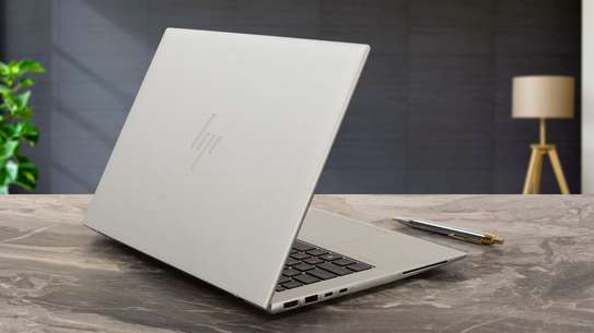 Hp EliteBook 840 G10 Corei7 512/16 13ém Gen image 2