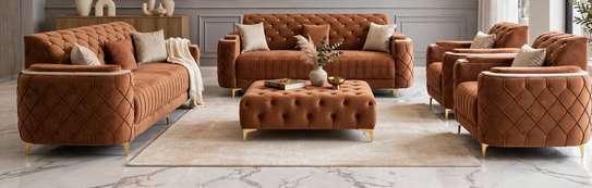 Canapé d'angle beige clair 5-6 places avec pouf rouge image 2