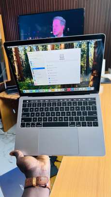 MacBook Pro 2019 - 13’p - SSD 512/Ram16Go i5 image 6