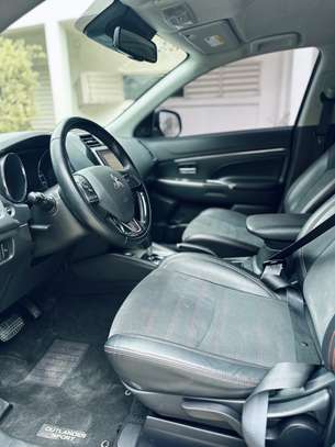 Mitsubishi outlander sport année 2022 image 12
