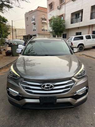 Je vend ma Hyundai santafe 2017 automatic essence image 6