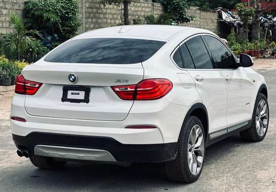 BMW x4 M 2018 image 3