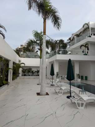 VILLA  À LOUER - VIRAGE, DAKAR image 6