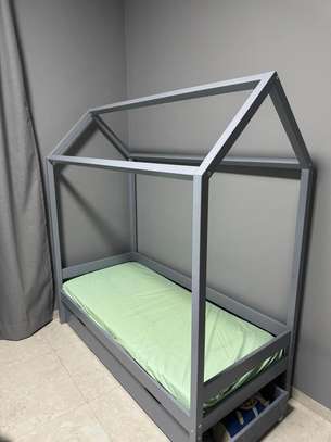 Lit Cabane + Matelas image 3