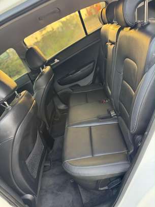 Kia sportage image 6