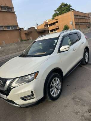NISSAN ROGUE 2018 image 4