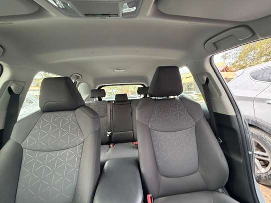 TOYOTA RAV4  |  Comfort Edition | Comme neuve image 5