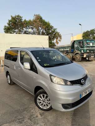 Nissan nv200 image 3