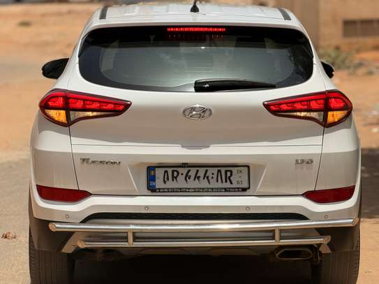 HYUNDAI TUCSON DIESEL 2017/18 image 8