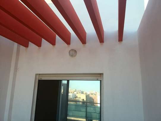 Penthouse climatisé/sécurisé-3 niveaux à Ngor Almadies image 10