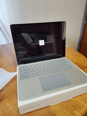 SURFACE LAPTOP 7TH EDITION SNAPDRAGON X ELITE image 3