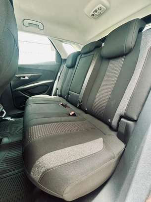 peugeot 3008 année 2017 image 10