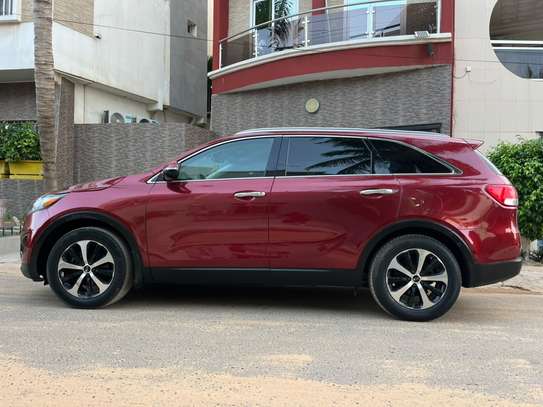 2017 Kia Sorento image 11