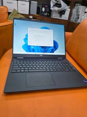 Dell precision 7670 image 3