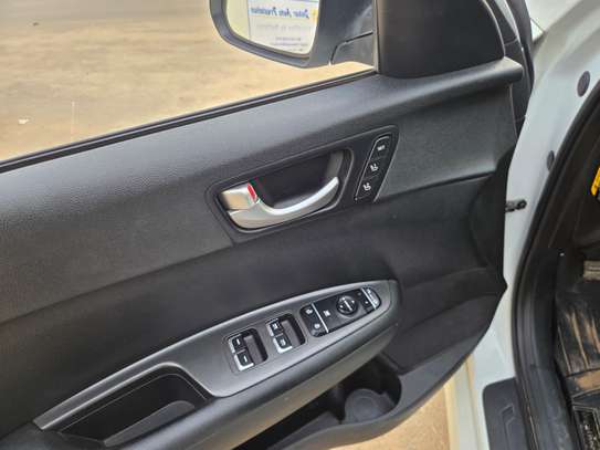 Kia Optima 2016 – Très belle, Propre, Full options image 4