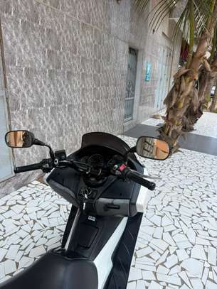 Honda Forza 300 injection - Nouveau modèle image 3