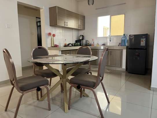APPARTEMENT MEUBLE F4 A LOUER A DIAMNIADIO image 3