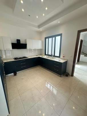 Magnifique villa R+2 à louer au almadie image 15
