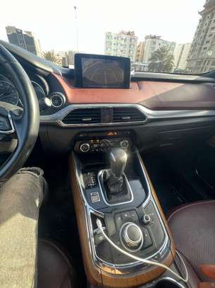 Mazda CX-9 Signature image 7