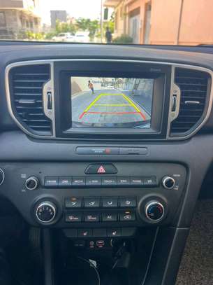 KIA Sportage image 8