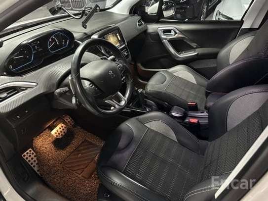 Peugeot 2008 diesel boîte auto 2018 image 15
