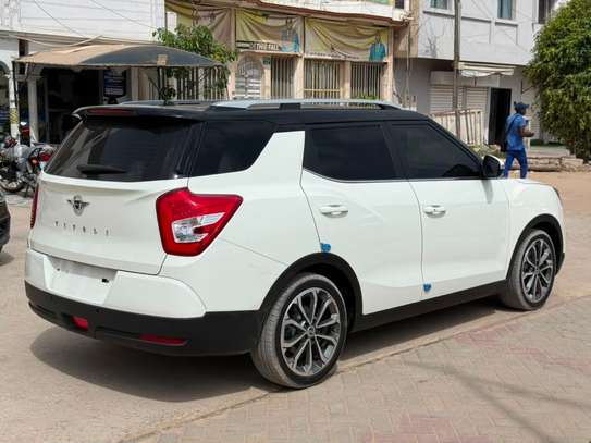 SSANGYONG TIVOLI 2017 image 6