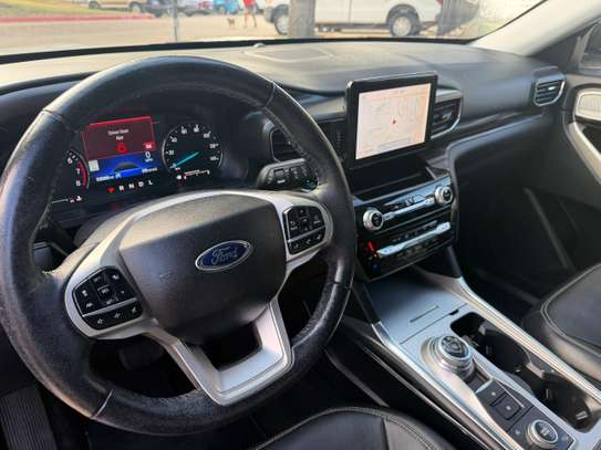 FORD EXPLORER LIMITED ANNÉE 2021 4 CYLINDRES 2.3L image 8