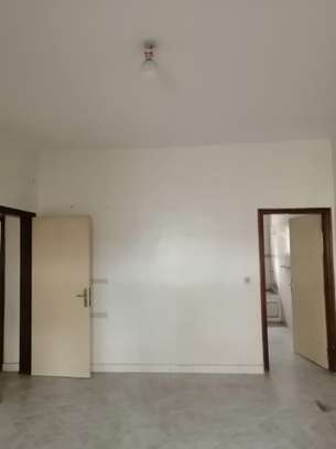 Appartement F4 au RDC avec garage au Scat Urbam image 8