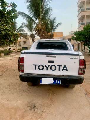 Toyota l200 image 9
