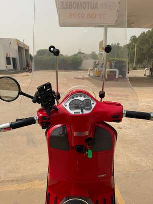 Vespa 125 gts image 13