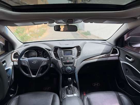 Hyundai santafe 2017 full pack image 2