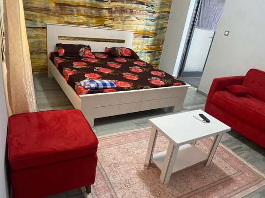 Chambre meublée à louer par jours/nuitée image 6