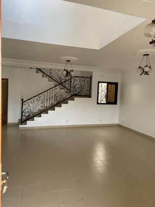 VILLA À LOUER AUX MAMELLES image 2