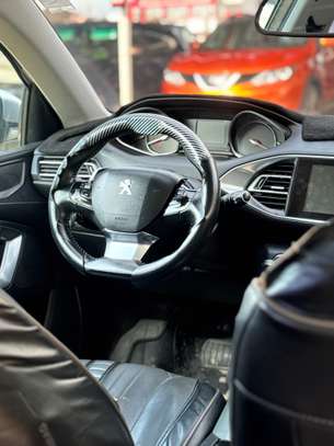 Peugeot 308 automatique gasoil image 8