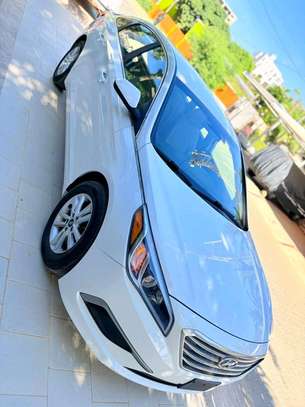 Hyundai sonata déjà DÉDOUANER Année 2017 image 4