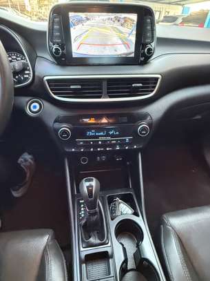 Hyundai Tucson diesel 2020 full options image 12