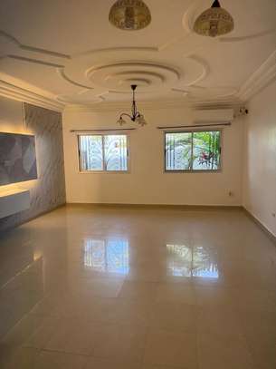 Un grand appartement a louer a Ngor image 7
