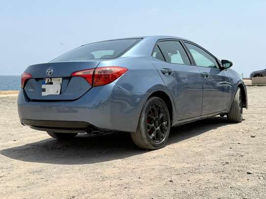 Toyota Corolla 2018 LE image 4