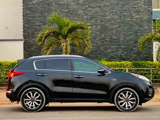 Kia Sportage EX version 4x4 image 3