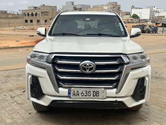Toyota Landre cruser V6 image 6