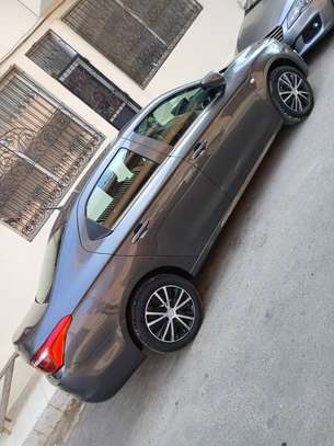 Citroën C-Élysée image 3