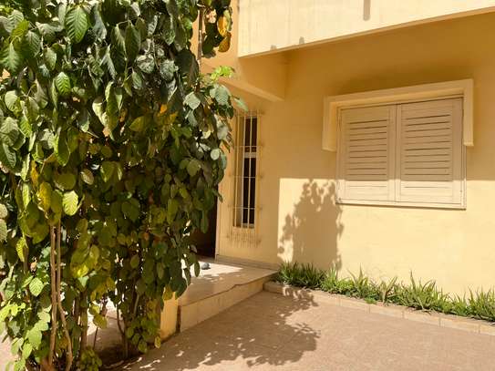 Maison à vendre à MBAO image 3