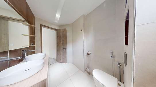 Appartement moderne avec une vue panoramique image 13