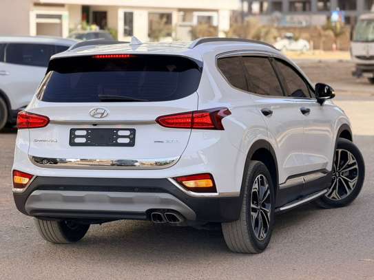 HYUNDAI SANTAFE   *2018 19* 5places image 12