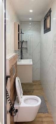 Appartement meublé moderne confort et style réunis image 5