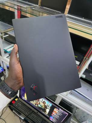 Lenovo Thinkpad X1 carbon Gen 9 image 6