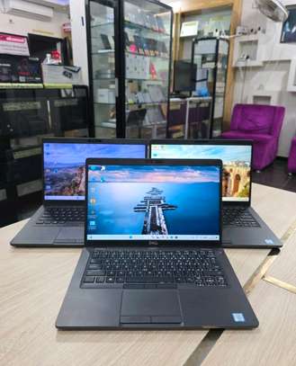 Dell latitude 5400 i5 8th image 2