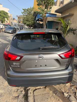 Nissan Qashqai 2018 image 3